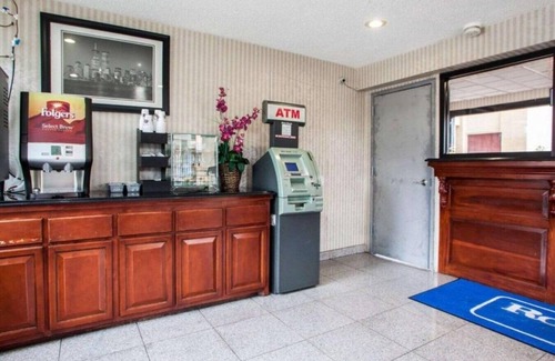 Paterson House | Value lodging in Paterson!