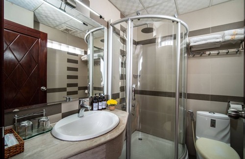 Ba Queo Hotel | Van Ha Hotel