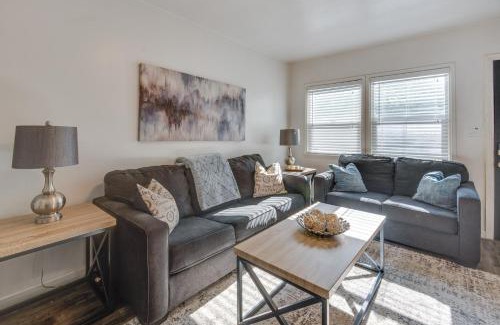 Sherman Oaks Apartment | Van Nuys Abode with Patio, 7 Mi to Universal Studios