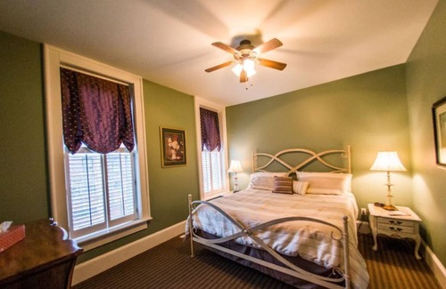 Glendale Apartment | VanCleve #1