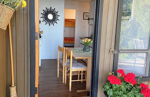 Upper Lonsdale House | Vancouver 2 Bedroom - Enjoy Ocean Views & Outdoor Living!