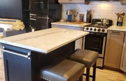 Camas Apartment | Vancouver/Camas - BRAND NEW Studio in walking distance to Downtown Camas, WA
