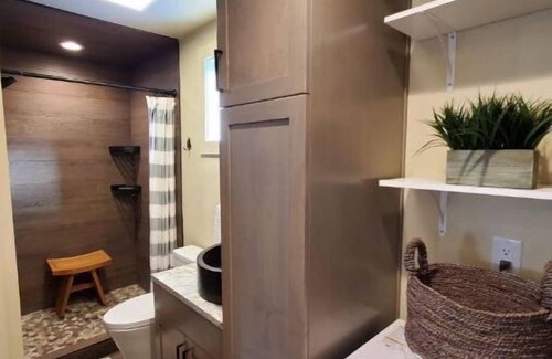 Camas Apartment | Vancouver/Camas - BRAND NEW Studio in walking distance to Downtown Camas, WA
