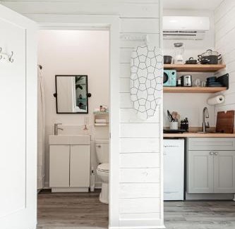 Naples Park House | Vanderbilt Beach Studio