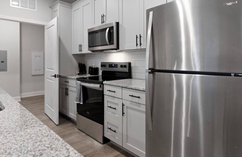 Newberry Apartment | Vanguard 2BD 13 - Two Bedroom Apartment, Sleeps 4