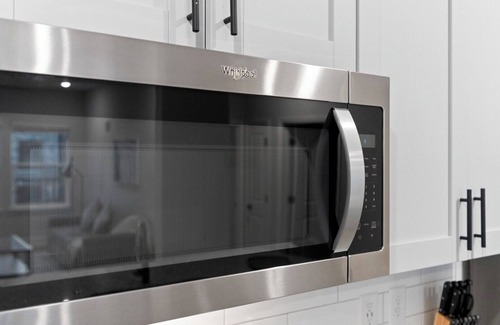 Newberry Apartment | Vanguard 2BD 13 - Two Bedroom Apartment, Sleeps 4
