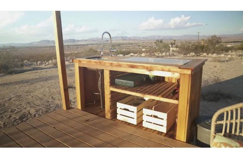 Twentynine Palms House | Vanlife Adventures in the COOL bus!
