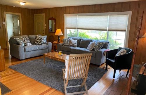 Groveland House | Vans Yosemite Garden Cottage