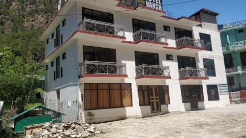 Kasol House | Vansh guest house old Kasol