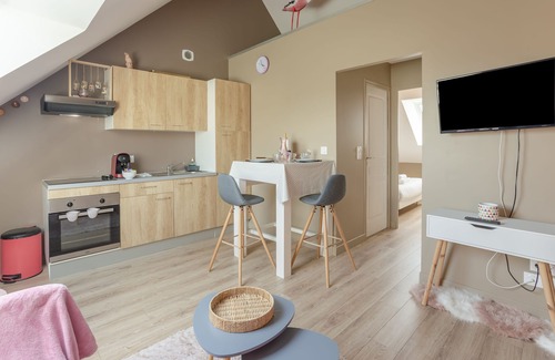 Saint-Coulomb Apartment | Varde - appartement avec jardin