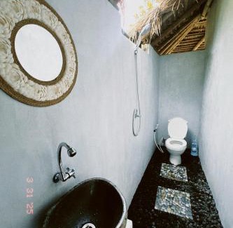 Bebandem House | Varis Homestay