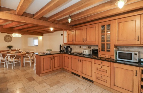 Barnstaple Cottage | Varley Lodge