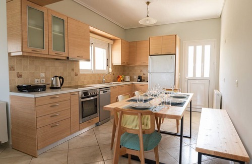 Kaligata Apartment | Vasilopoulos Residences - 1st floor 3 bedroom Apt. Eliana