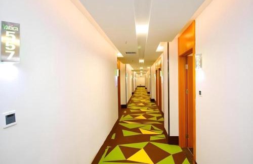 Luyang Qu Hotel | Vatica HeFei Baishuiba BHG Hotel