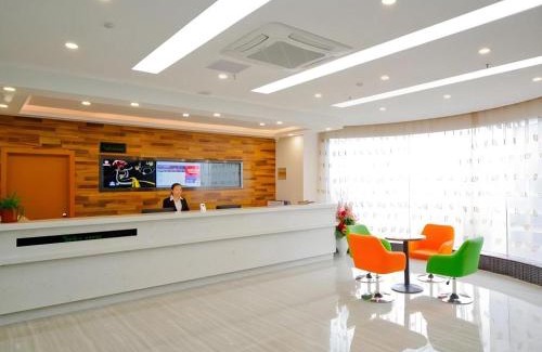Luyang Qu Hotel | Vatica HeFei Baishuiba BHG Hotel