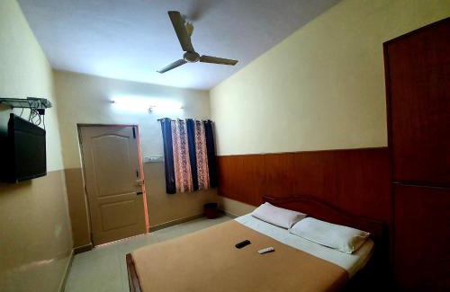 Yeshwanthpur Hotel | Veekay Residency