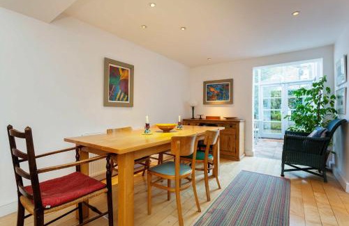 Fulham House | Veeve - Dolby Delight