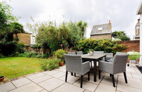 Ealing Common House | Veeve - Webster Gardens