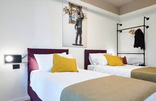Milan Bed & Breakfast | VEGA RIBBON