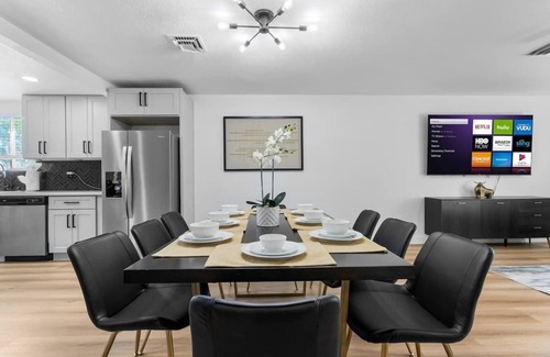 North Las Vegas House | Vegas Retreat: Pool, Pickleball & Local Charm!