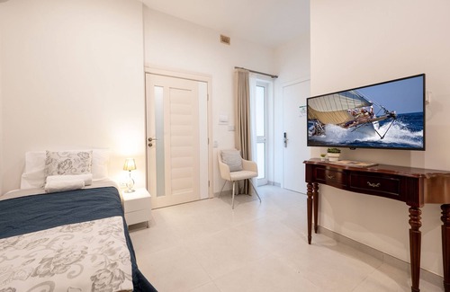 Gzira Hotel | Vela Blu Suites - Twin Room