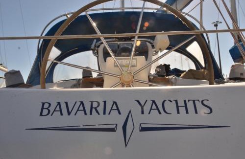 Belem Boat Rental | Veleiro Oceanico de 12 m
