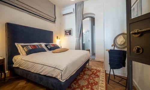 Jaffa Apartment | VELLER Shemaiah Apt #4
