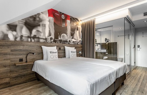 Sint-Pieters Hotel | Velotel Brugge