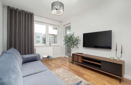Rzeszow Apartment | Velvet Apartment with Balcony in Rzeszów by Noclegi Renters