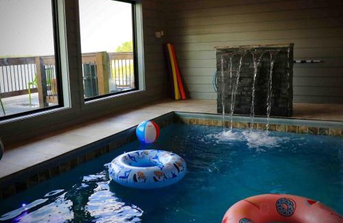 Sevierville House | Velvet Monkey Retreat