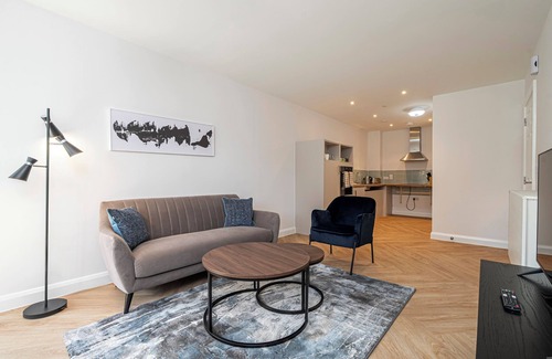 Leatherhead Apartment | Velvet Morning Light For Guests Aged 65s