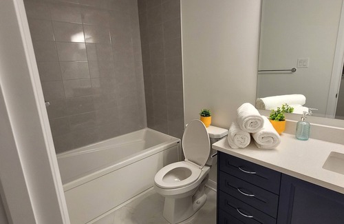 Ottawa Division House | Venetian Retreat: Golf, Concerts, Hockey or Work Offsite