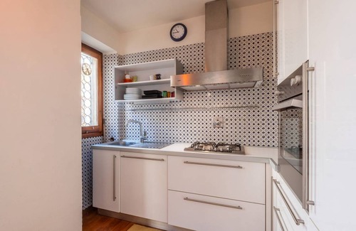 Santissima Annunziata Apartment | Venezia Terrace in Florence