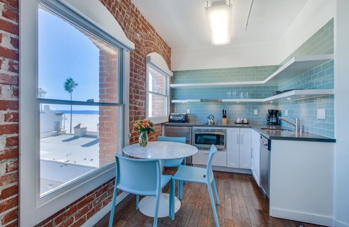 Venice Apartment | Venice Breeze Suites