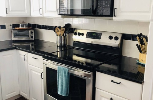 Venice Gardens House | Venice Home With Heated Pool Near Beaches and Downtown
