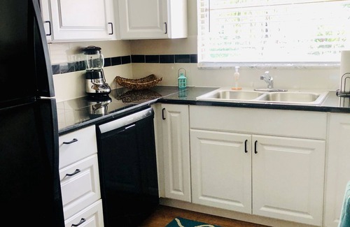 Venice Gardens House | Venice Home With Heated Pool Near Beaches and Downtown