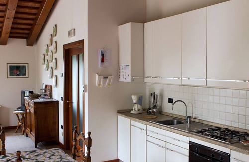 Cornoleda Apartment | VENICE in 1 hour by train and the colors of autumn in the Euganean Hills