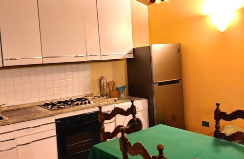 Cornoleda Apartment | VENICE in 1 hour by train and the colors of autumn in the Euganean Hills