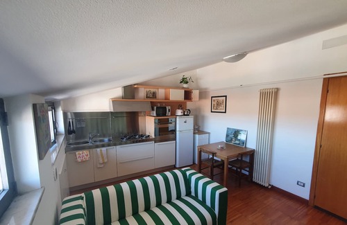 Loreto Apartment | VENINI
