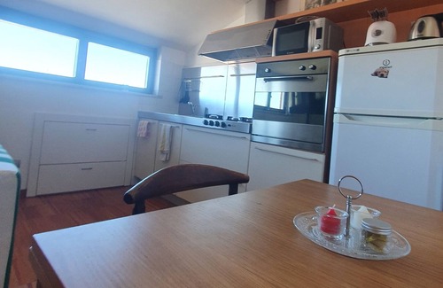 Loreto Apartment | VENINI