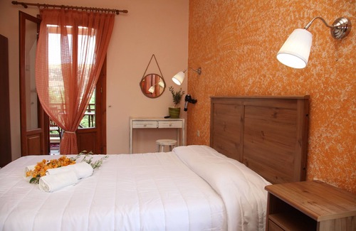 Galissas House | Ventoura Studios & Apartments