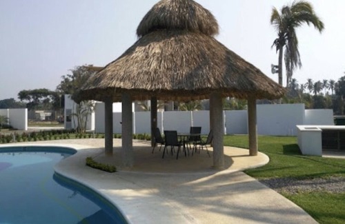 La Poza Apartment | Venues Yocte Ave Paraiso