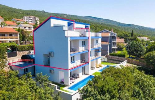Novi Vinodolski Apartment | Vera - Luxury Seafront Apartment