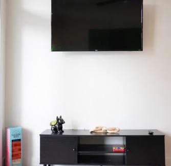 McNeil Apartment | Verde Gem King BR Near Q2 - Domain , Free Wifi