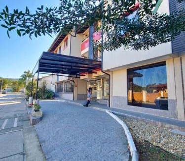 Canasvieiras Hotel | Verdes Pássaros Apart Hotel