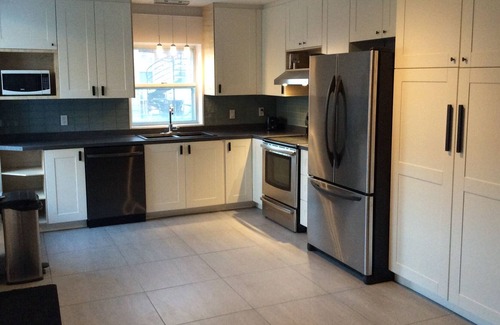 Verdun Apartment | Verdun, Bord de Leau