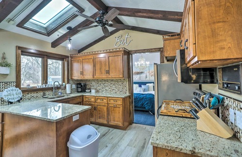 Vermilion House | Vermilion River Home w/Hot Tub & Private Dock!