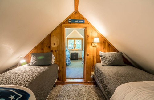 Andover House | Vermont Country Home