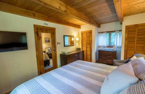 Andover House | Vermont Country Home