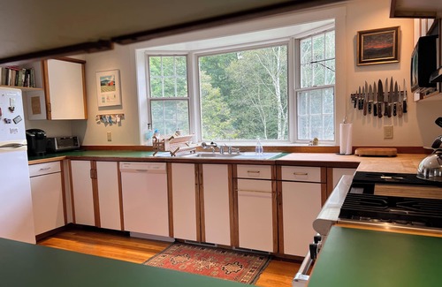 Woodstock House | Vermont Gem Near Woodstock and Quechee